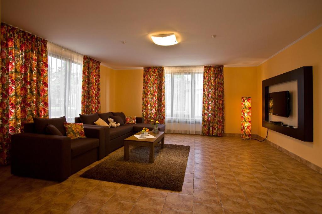 Elizium Park Hotel Коблево Стая снимка