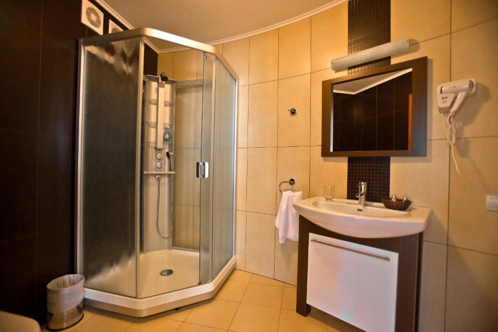 Elizium Park Hotel Коблево Стая снимка